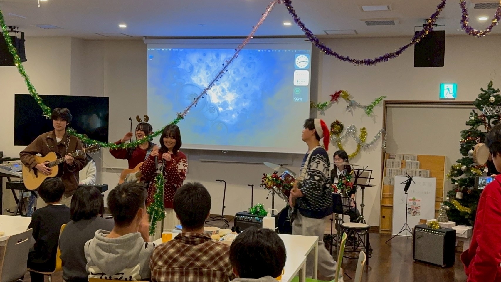 77112568-3CA4-4DEF-A8E6-C308E66C20E0