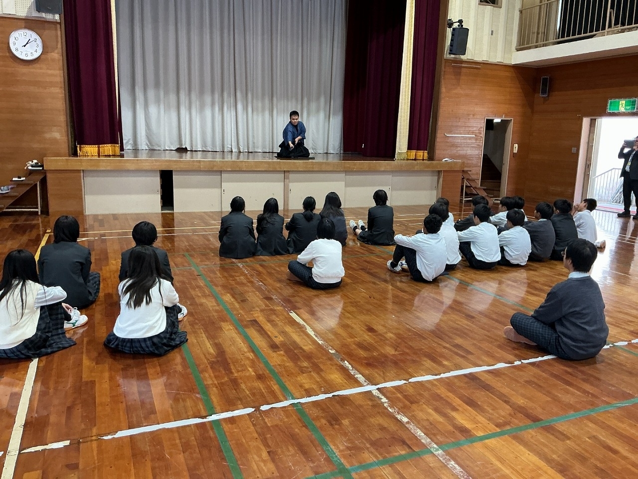 中1A_MYP2言語と文学_Ayako Hiramatsu_リデザイン_2